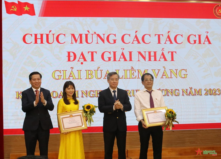 Trao Giải Búa liềm vàng Khối Doanh nghiệp Trung ương năm 2023