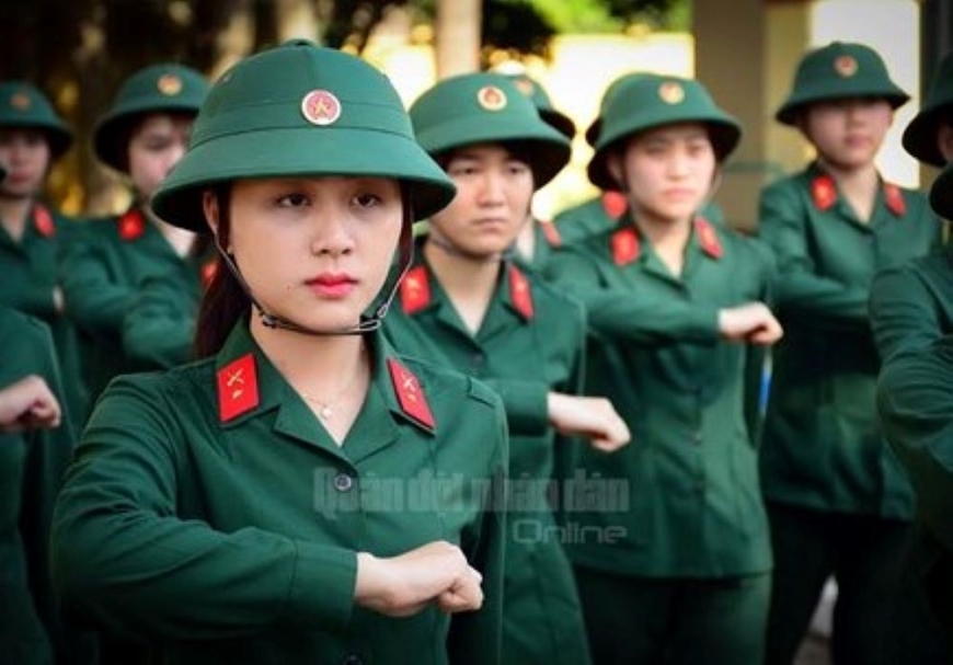 Thủ tục giải quyết chế độ trợ cấp khó khăn đột xuất với thân nhân hạ sĩ quan, binh sĩ tại ngũ?