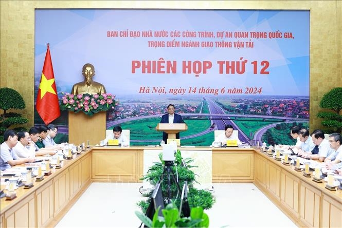 Thủ tướng Phạm Minh Chính: Thi đua đạt mục tiêu cả nước có 3.000km đường bộ cao tốc trước ngày 31-12-2025
