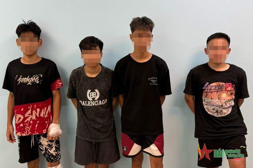 Xử lý nhóm đối tượng “đánh võng” trên cầu Nhật Tân