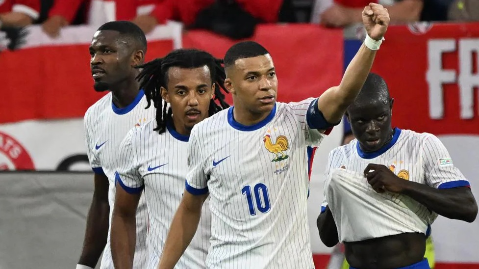 Video bàn thắng trận Pháp 1-0 Áo (bảng D Euro 2024): Phản lưới nhà