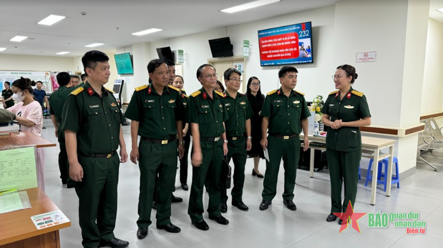 Tìm hiểu thực tế, nâng cao trình độ cho biên tập viên, họa sĩ