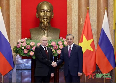 View - 	Chủ tịch nước Tô Lâm hội đàm với Tổng thống Nga Vladimir Putin
