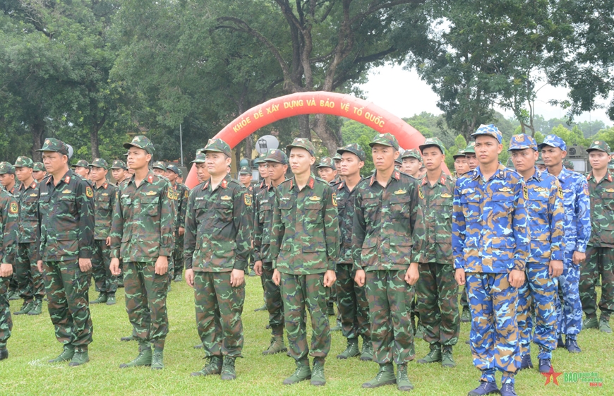 View - 	Binh chủng Thông tin liên lạc khai mạc Hội thao thể dục thể thao