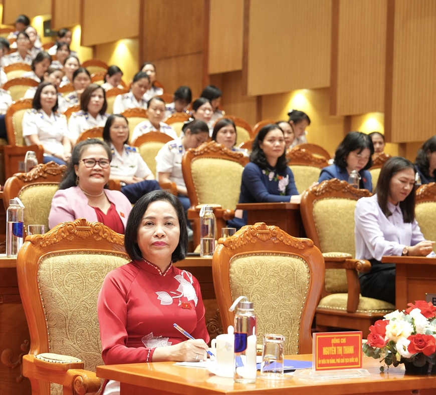 Phó chủ tịch Quốc hội Nguyễn Thị Thanh thăm Bộ tư lệnh Cảnh sát biển Việt Nam