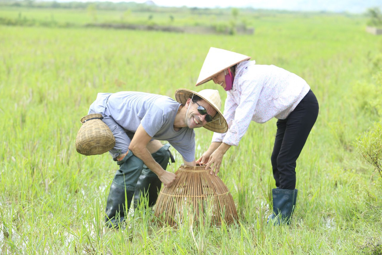 Nông dân Ninh Bình ly nông nhưng không ly hương