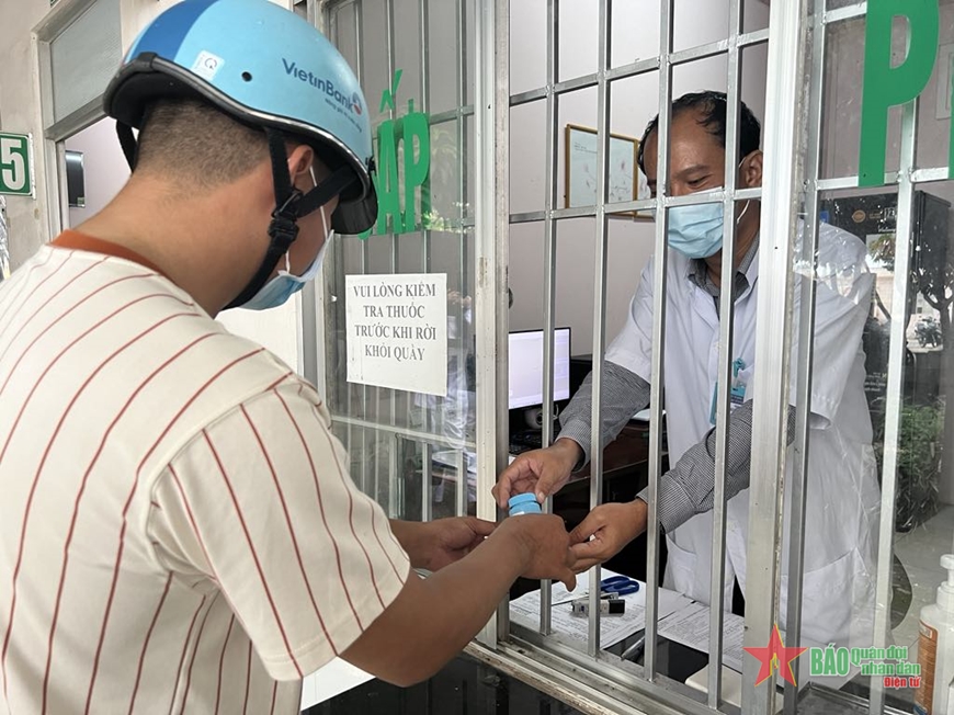 Bảo đảm thuốc ARV điều trị bền vững cho bệnh nhân HIV