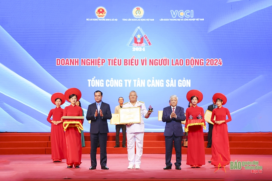 Tổng Công ty Tân Cảng Sài Gòn lần thứ 6 được vinh danh Doanh nghiệp tiêu biểu vì người lao động