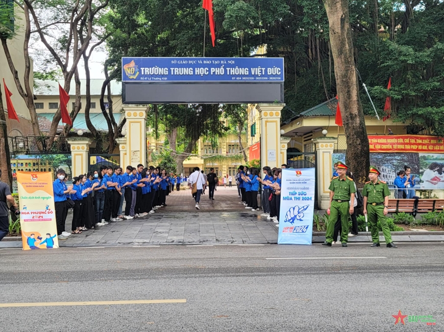 Bảo đảm an toàn giao thông tại 196 điểm thi tốt nghiệp THPT