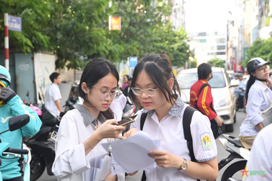 Thi tốt nghiệp THPT 2024: Đề Toán khó, phân hóa cao, dự kiến không nhiều điểm 10