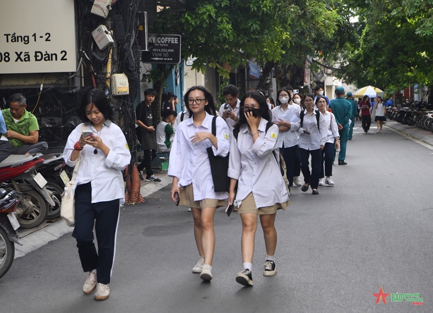 Hà Nội: Thí sinh đánh giá môn Toán khó đạt điểm giỏi