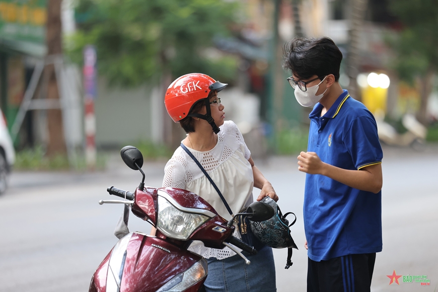 Muôn nẻo tâm trạng trong ngày thi cuối