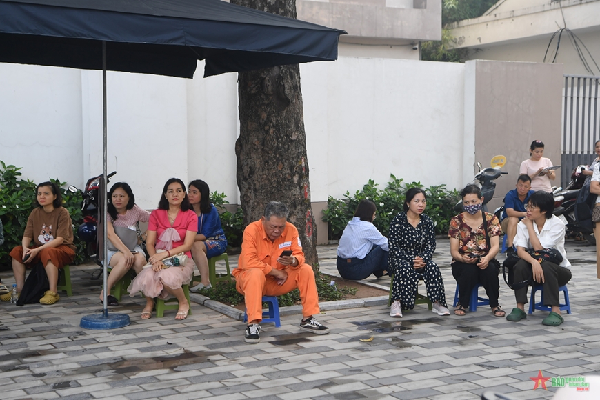 Muôn nẻo tâm trạng trong ngày thi cuối