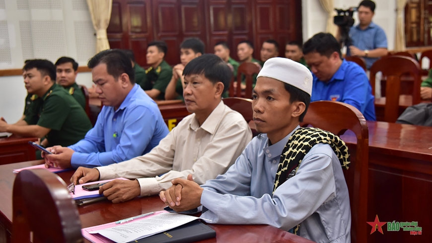 An Giang: Tọa đàm “Đa dạng hình thức tuyên truyền, vận động nhân dân chấp hành pháp luật”