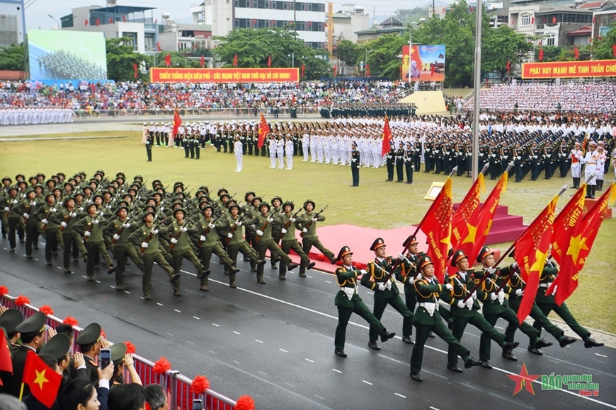 Rút ngắn thời hạn thăng quân hàm sĩ quan cấp úy là hợp lý, hợp tình