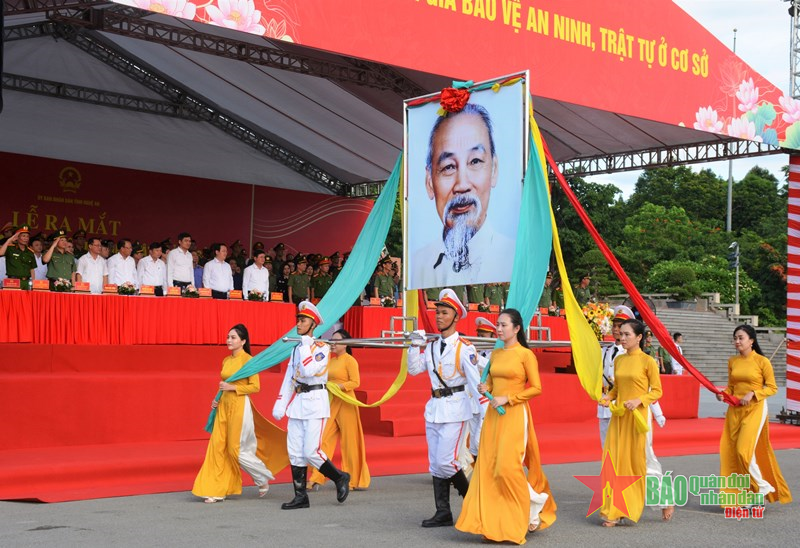 Nghệ An: Ra mắt lực lượng tham gia bảo vệ an ninh, trật tự ở cơ sở