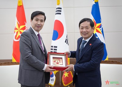 View - 	Thúc đẩy quan hệ hợp tác quốc phòng Việt Nam-Hàn Quốc