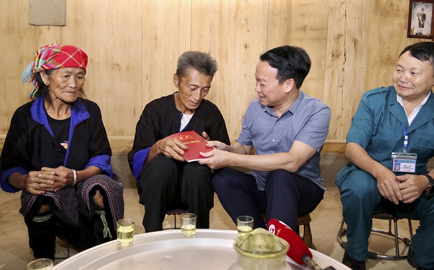 Sơ kết 5 năm thực hiện mô hình “Ngày cuối tuần cùng dân” ở Mù Cang Chải, Yên Bái