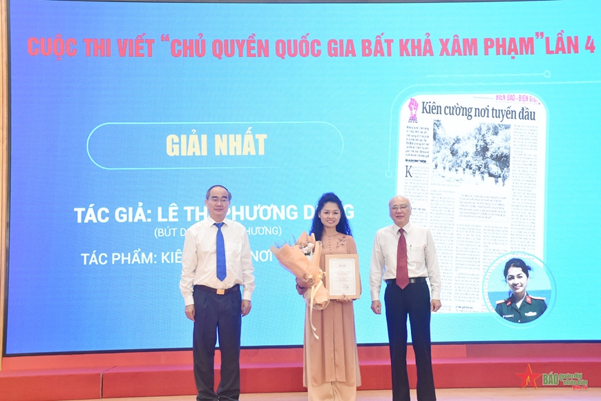 Chương trình Tự hào cờ Tổ quốc xác lập 4 kỷ lục Việt Nam