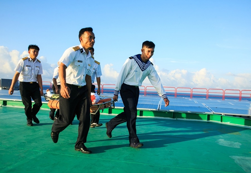 Huấn luyện kỹ càng, vững vàng giữ biển Huấn luyện kỹ càng, vững vàng giữ biển