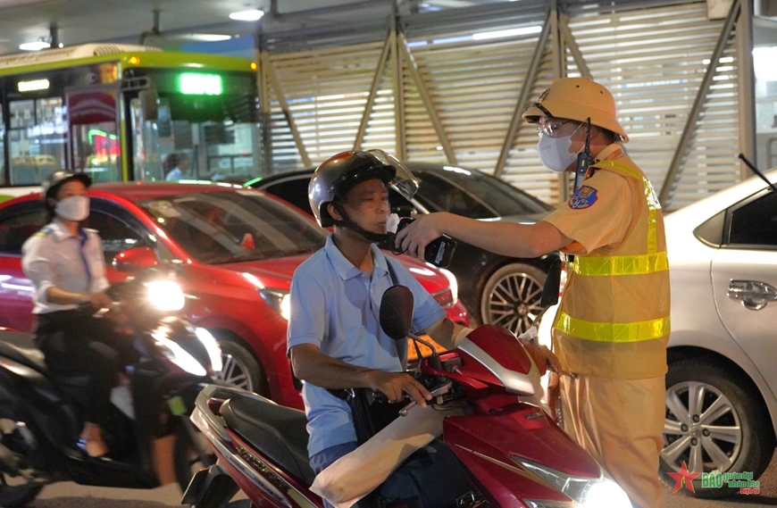 Hiệu ứng tích cực trong việc kiên quyết xử lý vi phạm nồng độ cồn trên địa bàn TP Hà Nội