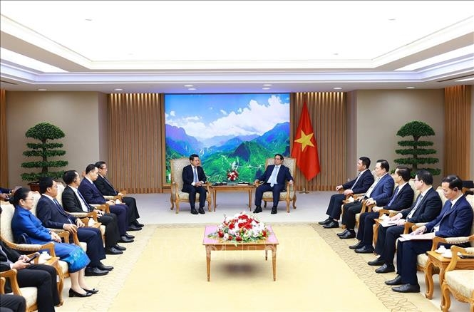 Thủ tướng Ch&iacute;nh phủ Phạm Minh Ch&iacute;nh tiếp Ph&oacute; thủ tướng Ch&iacute;nh phủ, Bộ trưởng Ngoại giao L&agrave;o Saleumxay Kommasith