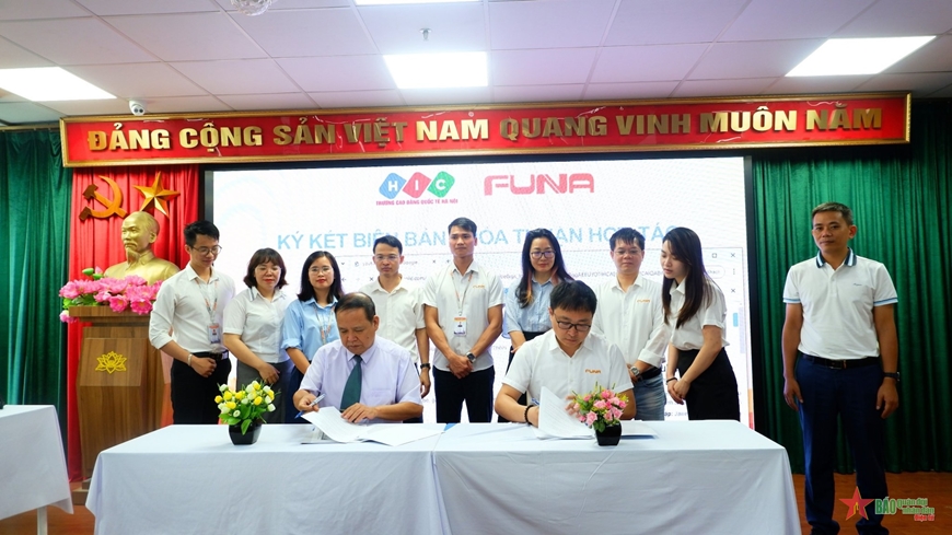 Kết nối 100 doanh nghiệp, bảo đảm cơ hội việc làm cho sinh viên