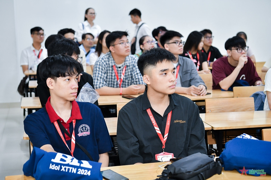 Hơn 2.000 sinh viên tài năng "dạm ngõ" Đại học Bách khoa Hà Nội