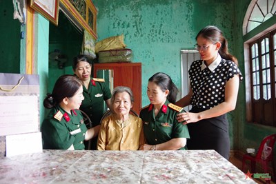 View - 	Những “đóa sen hồng” trên “vùng đất lửa” Quảng Trị