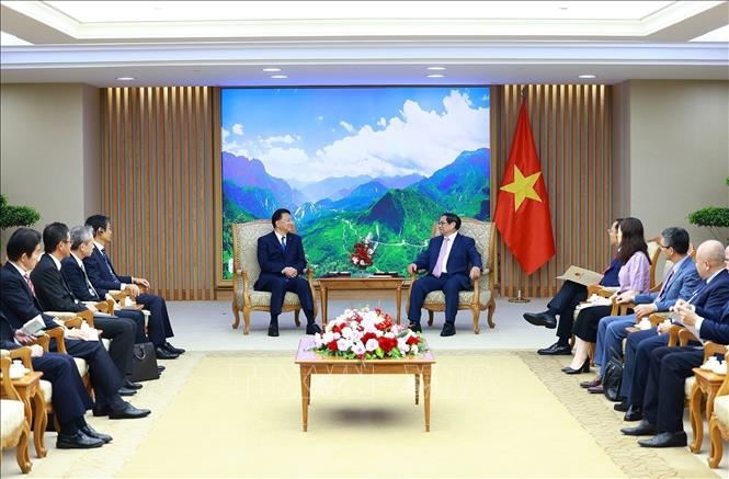 Thủ tướng Phạm Minh Chính tiếp Bộ trưởng phụ trách Hiệp định CPTPP của Nhật Bản