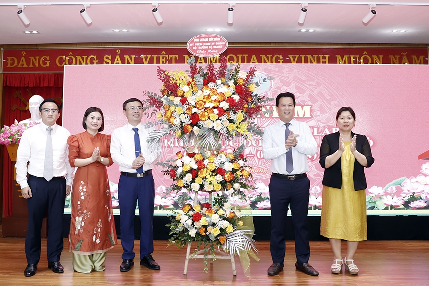 Đẩy mạnh nghiên cứu và ứng dụng công nghệ đo đạc bản đồ