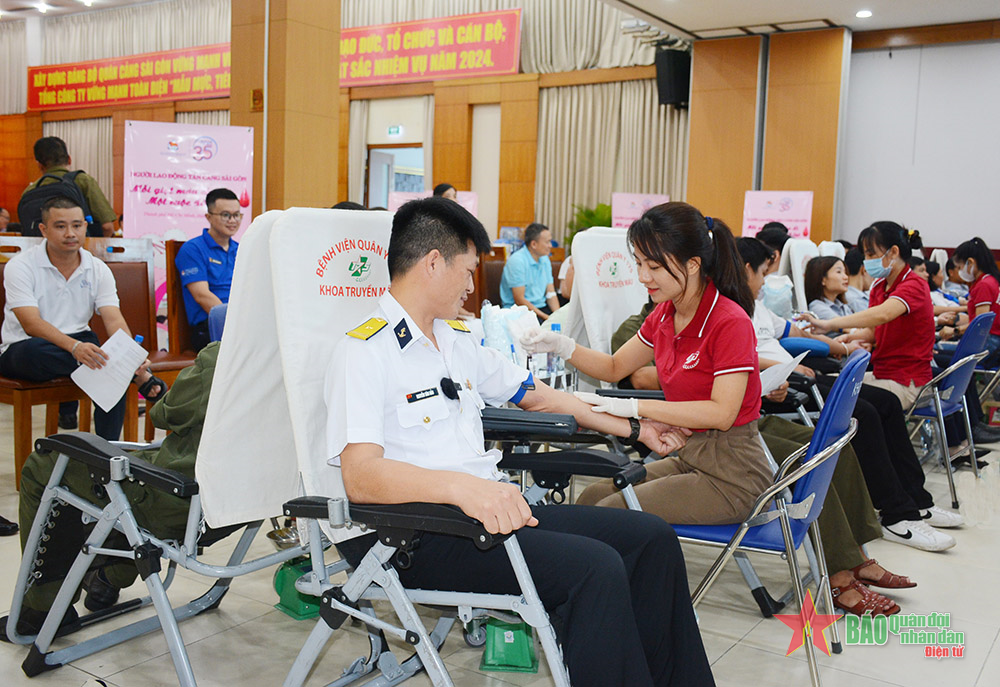 Giọt máu nghĩa tình, chia sẻ yêu thương