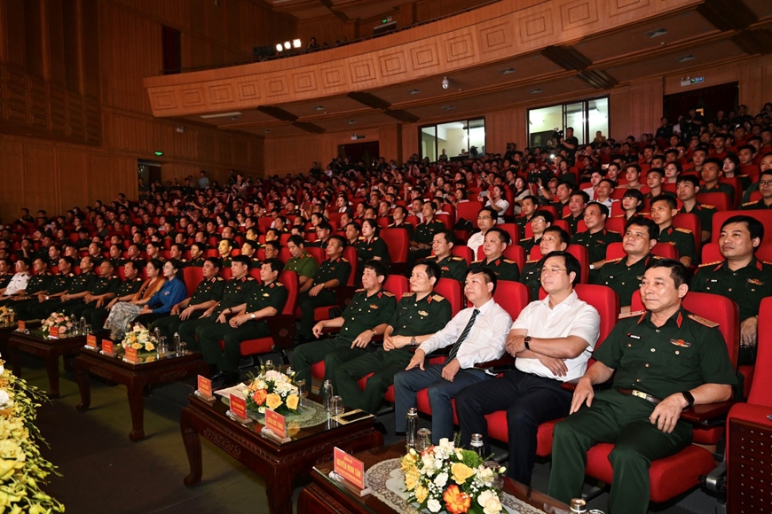 View - 	Liên hoan Nghệ thuật quần chúng Lực lượng vũ trang, thanh niên