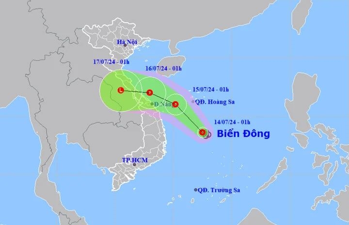 Áp thấp nhiệt đới hướng vào miền Trung gây mưa lớn nhiều nơi