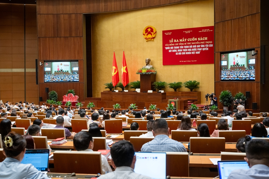 Ra mắt cuốn sách “Quốc hội trong tiến trình đổi mới đáp ứng yêu cầu xây dựng, hoàn thiện Nhà nước pháp quyền xã hội chủ nghĩa Việt Nam” của Tổng Bí thư Nguyễn Phú Trọng