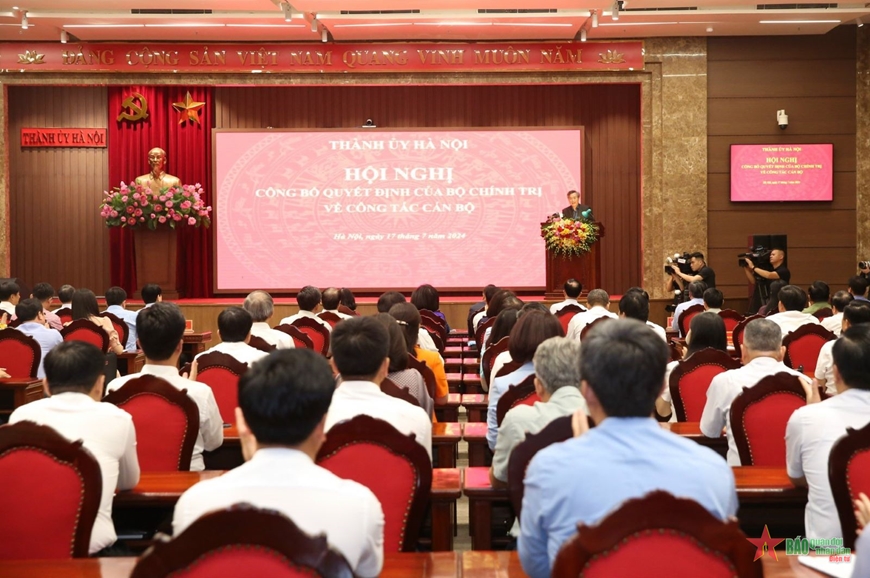 Đồng chí Bùi Thị Minh Hoài giữ chức vụ Bí thư Thành ủy Hà Nội