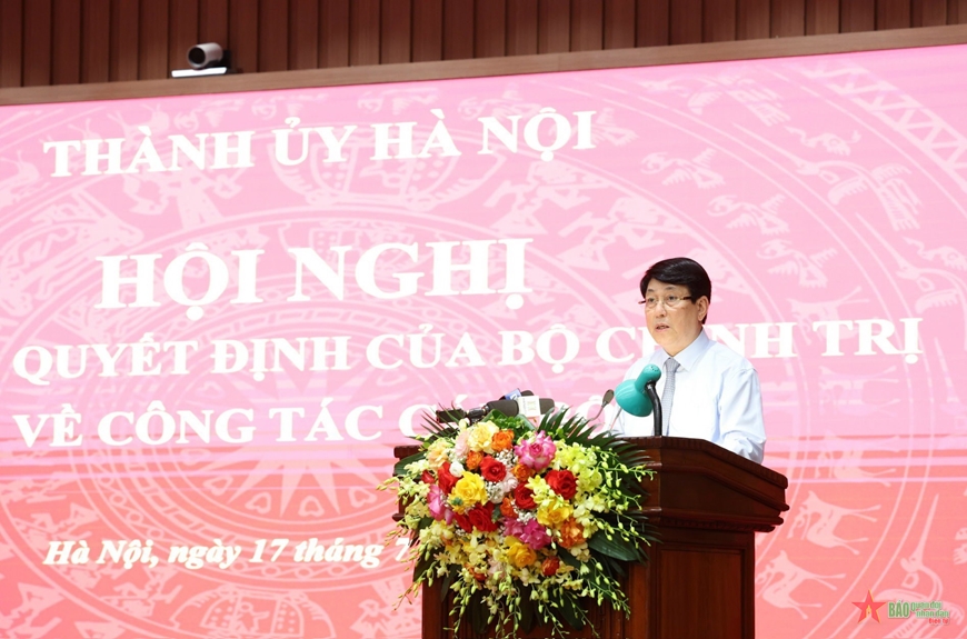 Đồng chí Bùi Thị Minh Hoài giữ chức vụ Bí thư Thành ủy Hà Nội