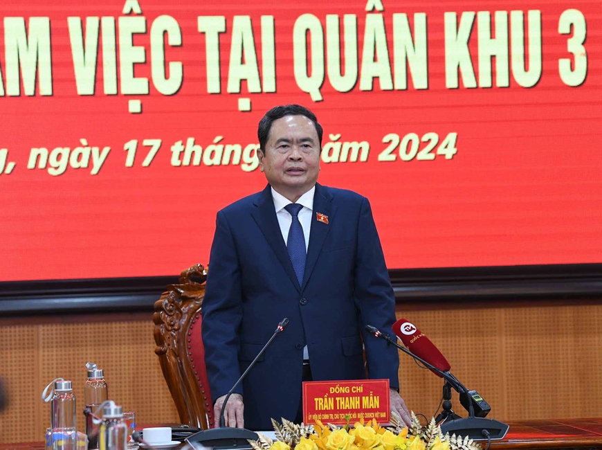 Chủ tịch Quốc hội Trần Thanh Mẫn: Quân khu 3 vững tinh thần đoàn kết, khắc phục khó khăn, hoàn thành tốt mọi nhiệm vụ
