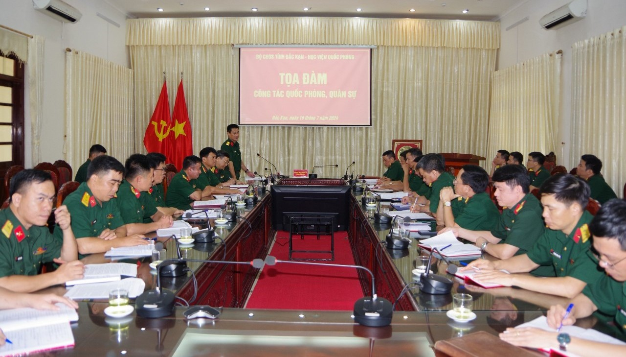 Học viện Quốc phòng nghiên cứu, học tập thực tế tại địa bàn Quân khu 1    