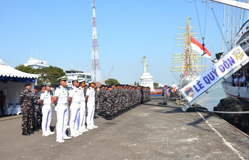 Tàu buồm 286 - Lê Quý Đôn rời Indonesia, lên đường đi thăm, giao lưu với Hải quân Brunei