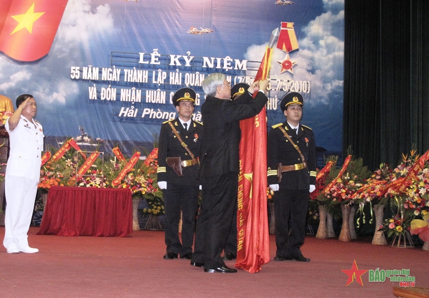 Tổng Bí thư Nguyễn Phú Trọng dành sự quan tâm, tình cảm đặc biệt đối với Bộ đội Hải quân
