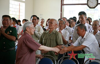 Gallery - 	Đồng bào, chiến sĩ Điện Biên nhớ thương Tổng Bí thư Nguyễn Phú Trọng