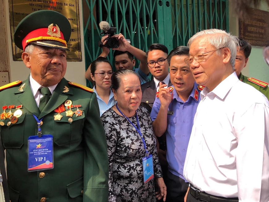 Hình ảnh Tổng Bí thư Nguyễn Phú Trọng không bao giờ phai trong trái tim gia đình Biệt động Sài Gòn
