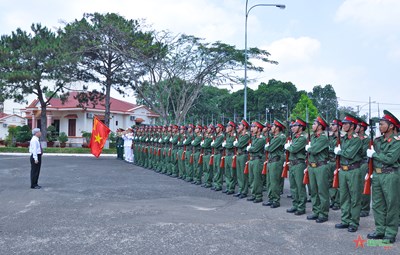 Gallery - 	Tổng Bí thư Nguyễn Phú Trọng với Quân đoàn 3
