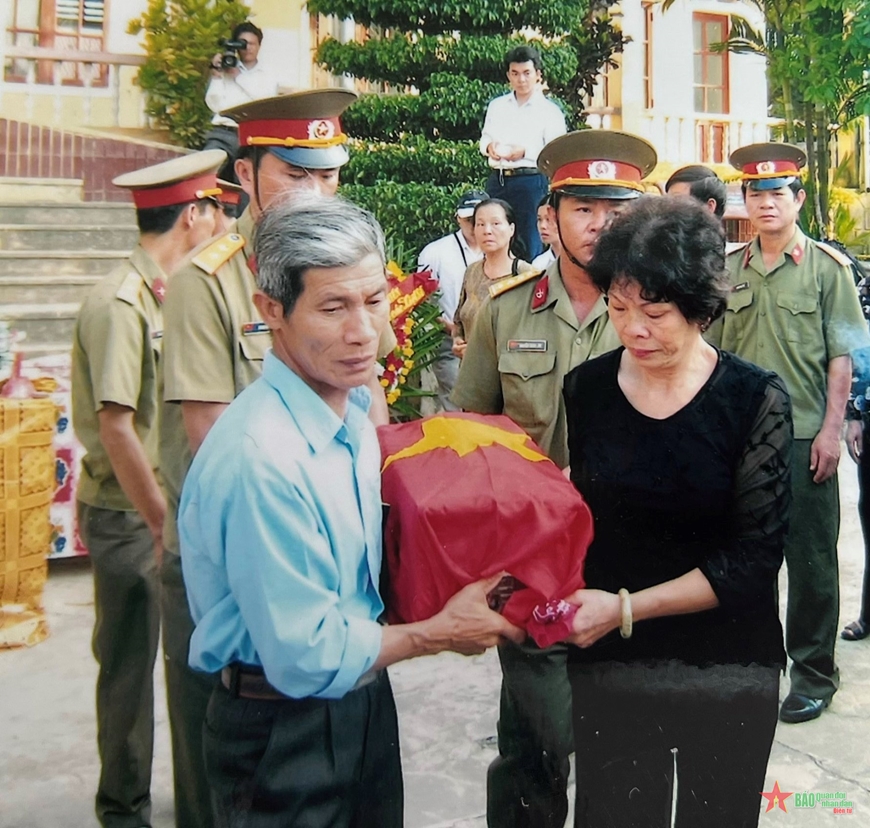 Một chuyện tình thời chiến cảm động