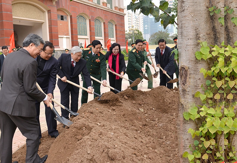 Tổng Bí thư Nguyễn Phú Trọng: Về thăm Bộ tư lệnh Thủ đô là “về nhà”