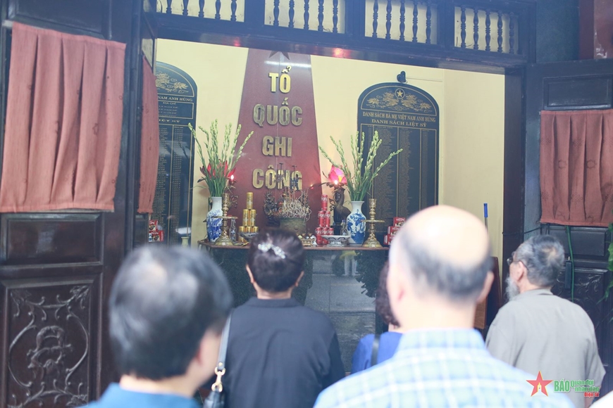 Phường Hàng Mã tri ân các Anh hùng liệt sĩ và đối tượng chính sách