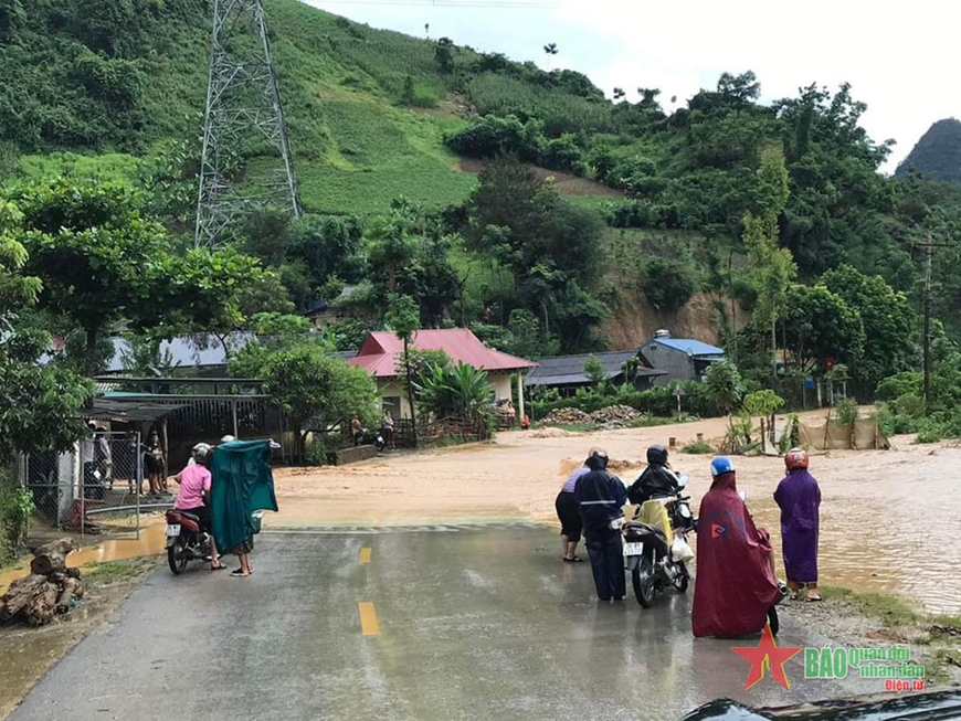 Sơn La: Mưa lũ gây sạt lở, ngập úng và thiệt hại nhiều diện tích hoa màu