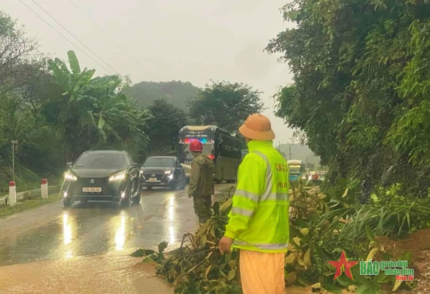 Sơn La: Mưa lũ gây sạt lở, ngập úng và thiệt hại nhiều diện tích hoa màu