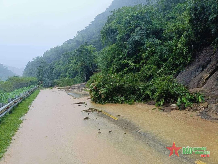 Sơn La: Mưa lũ gây sạt lở, ngập úng và thiệt hại nhiều diện tích hoa màu